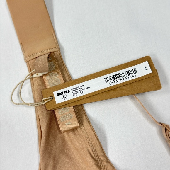 SKIMS Tan Bra - Picture 5 of 5